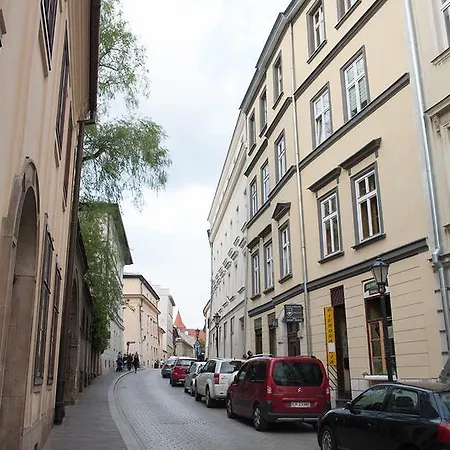 Leonardo 2 Apartment